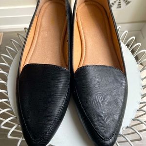 OLD NAVY Black Flats